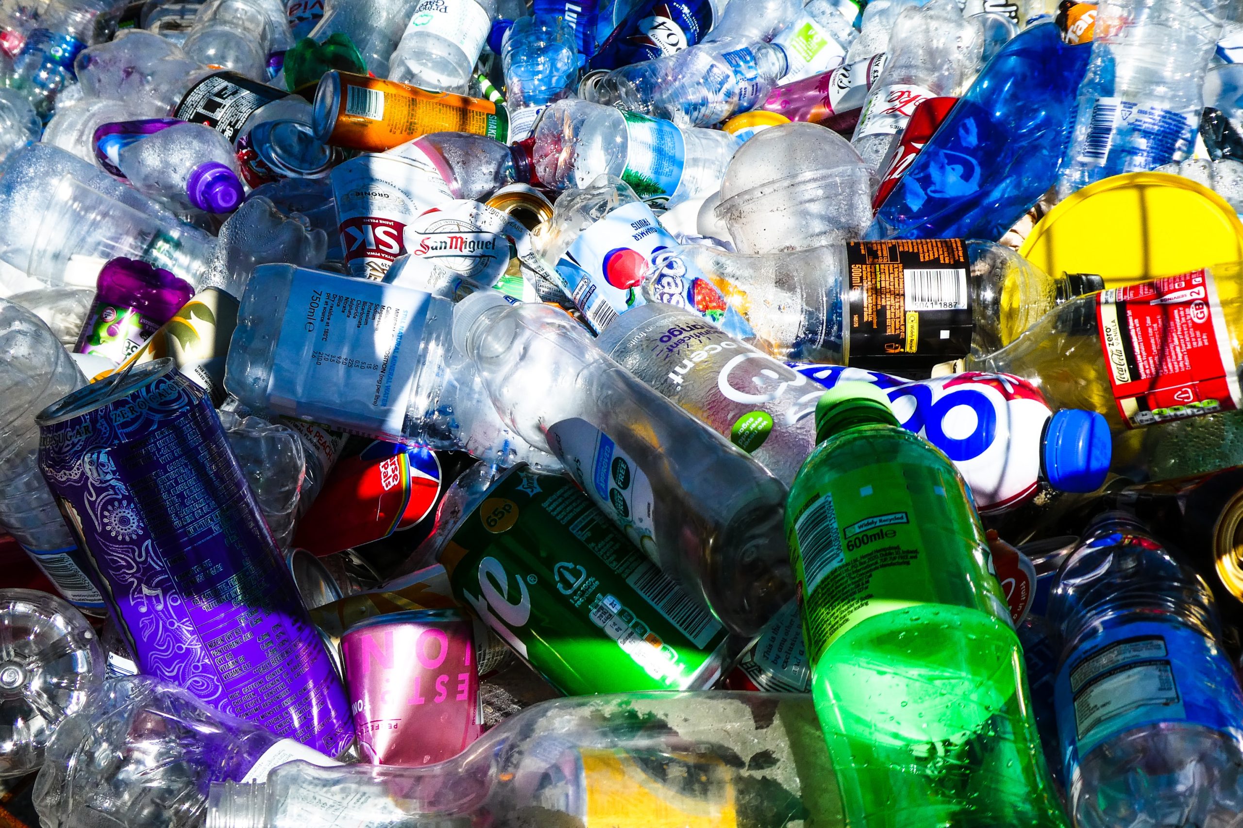 plastic bottles - circular economy's potential with data-driven recycling.